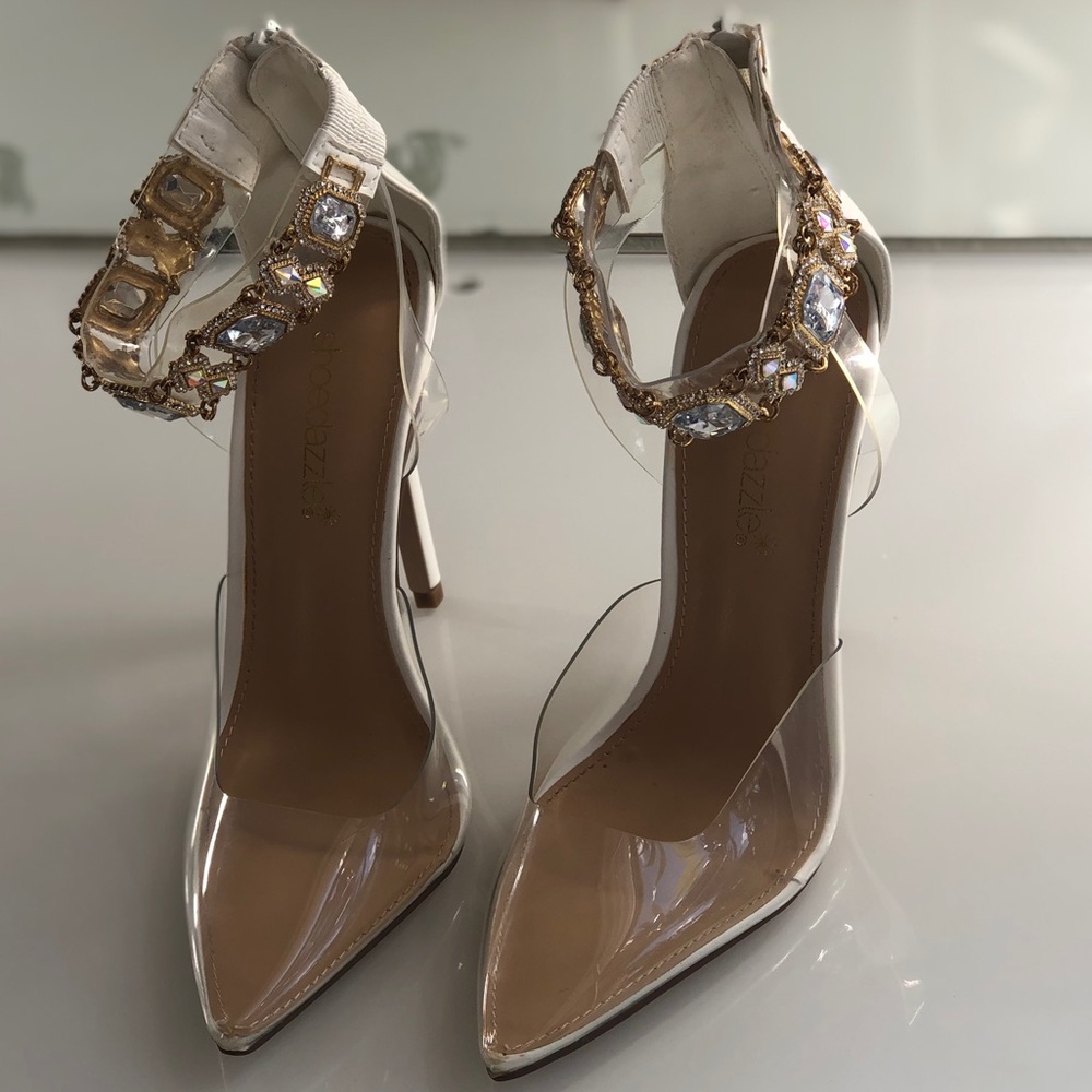 White& Gold Pumps